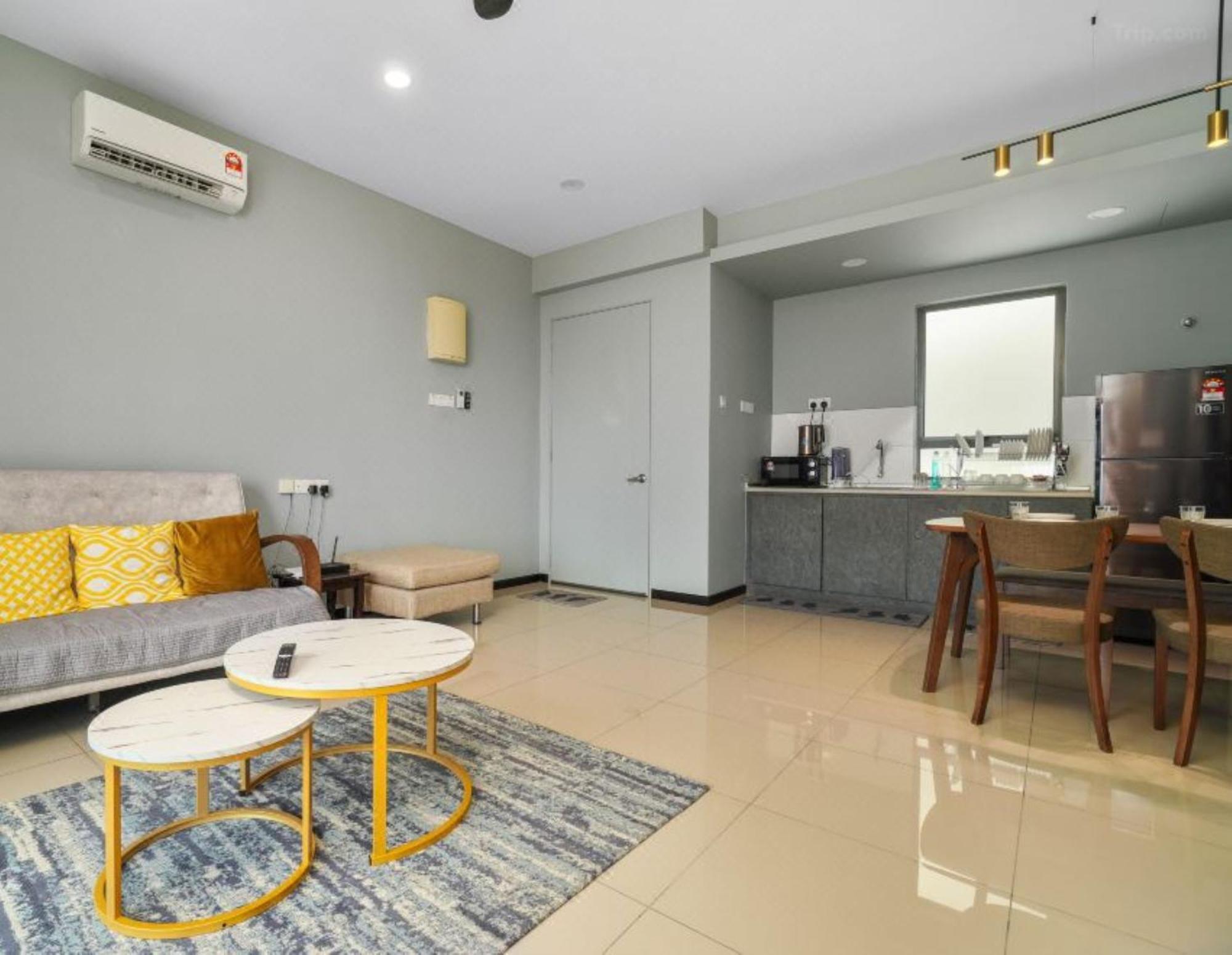 Apartment 3 Bedroom Izz Casa Kayangan